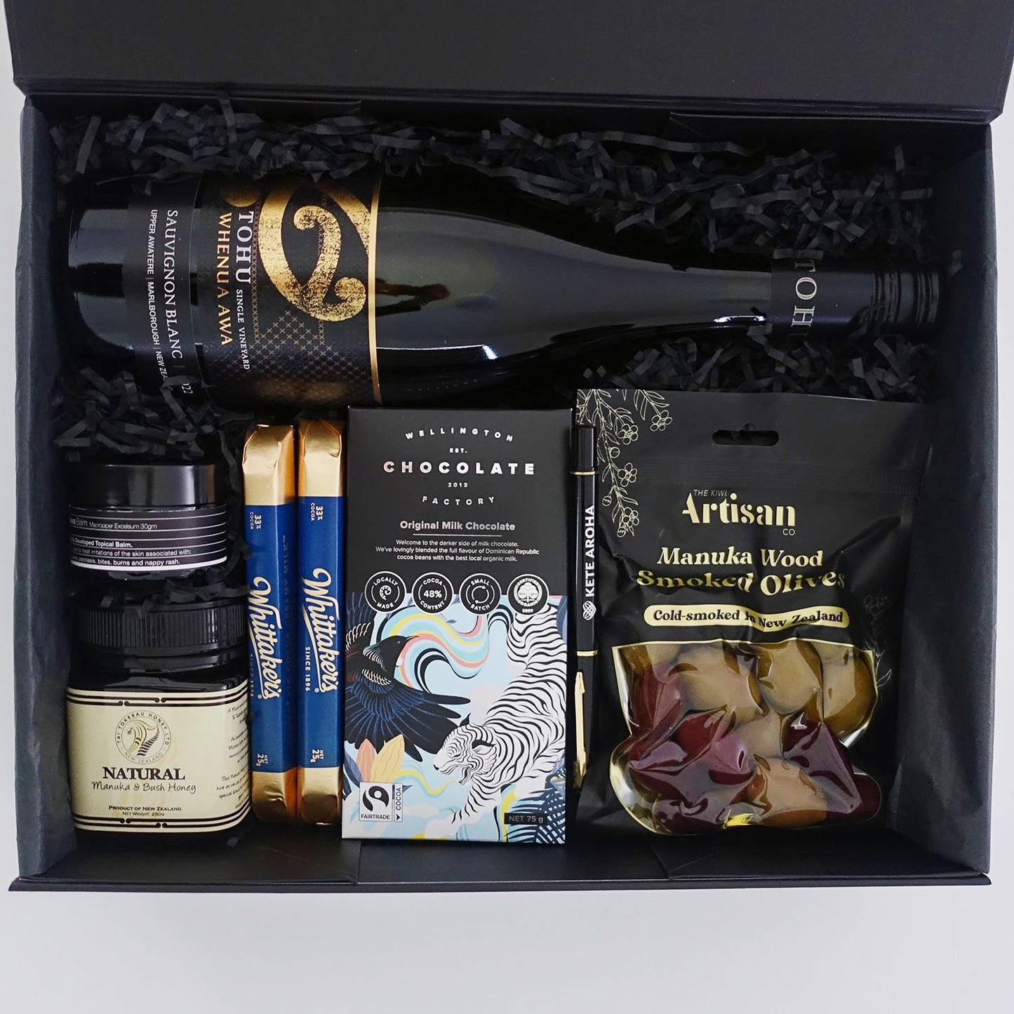 Manaaki Gift Box (black)