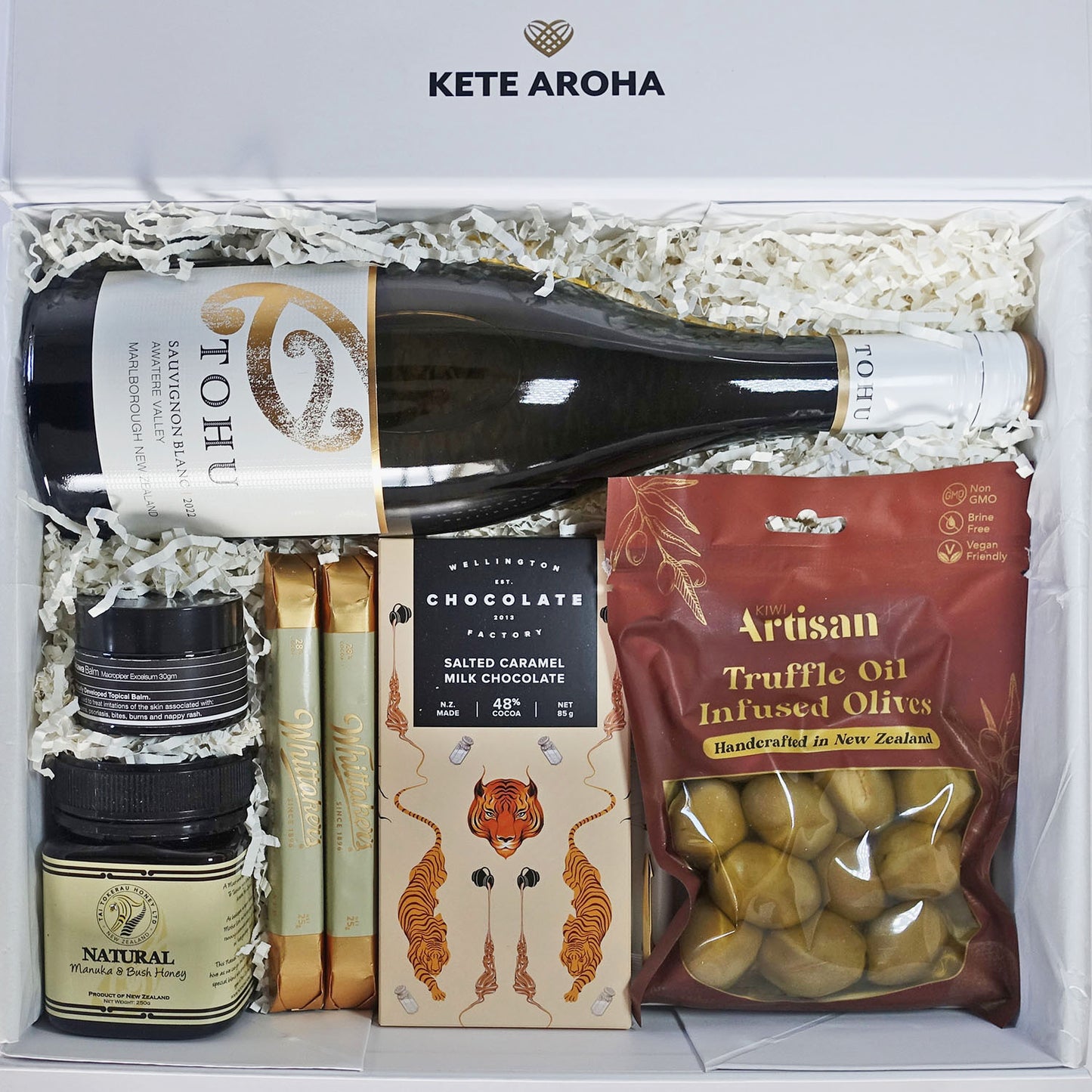 Manaaki Gift Box (white)
