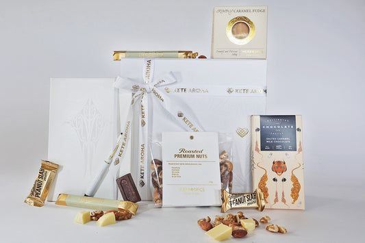 Mihi Gift Box (white)